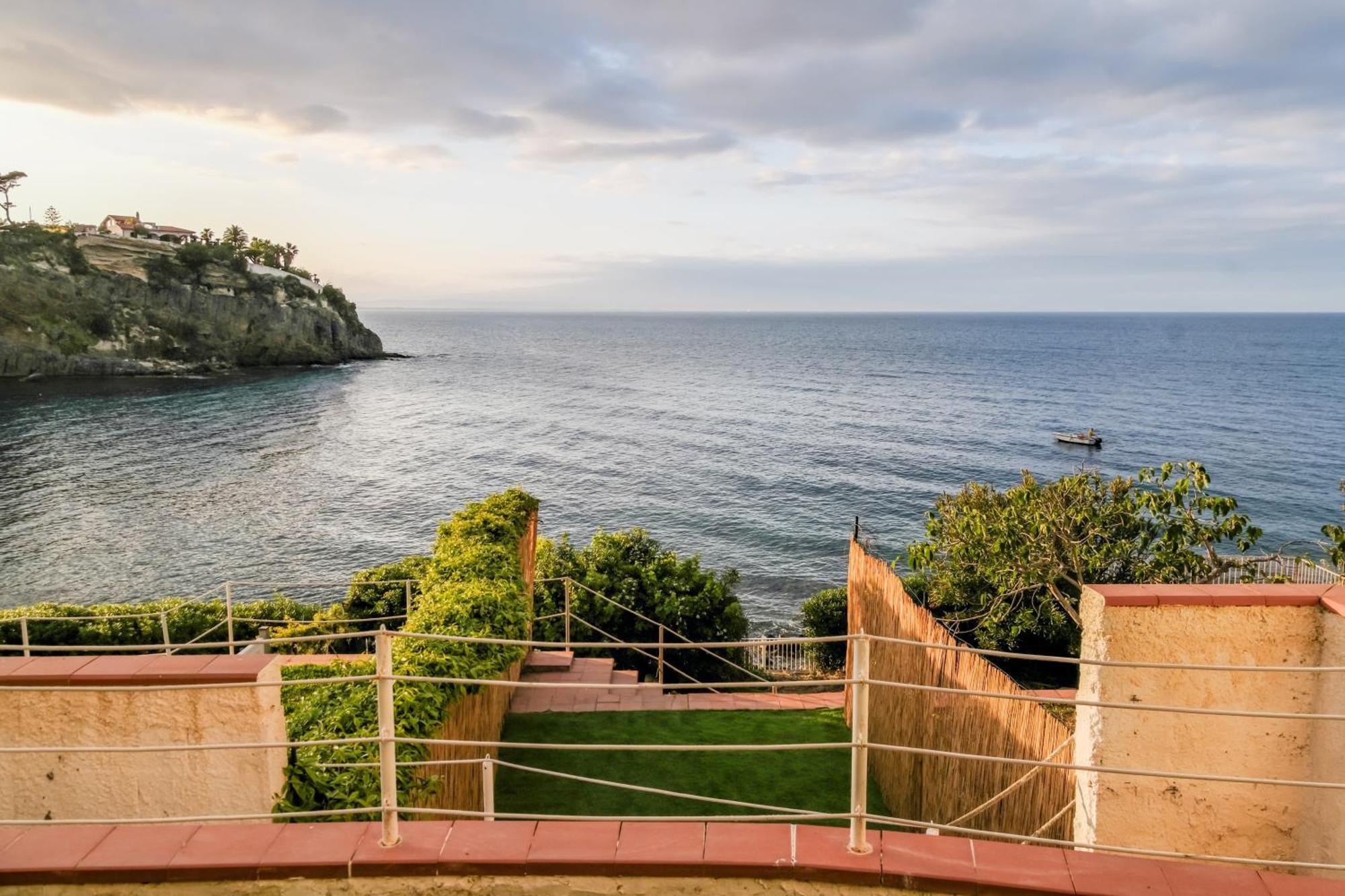 Villa La Vista - Baia Del Gambero Аугуста Экстерьер фото